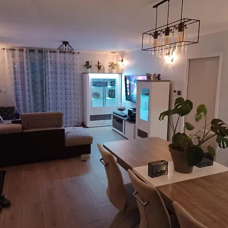 Chambre Privee/Climatisee+Tv /Petit Dejeuner Inclu/Tout Confort Nevers Buitenkant foto