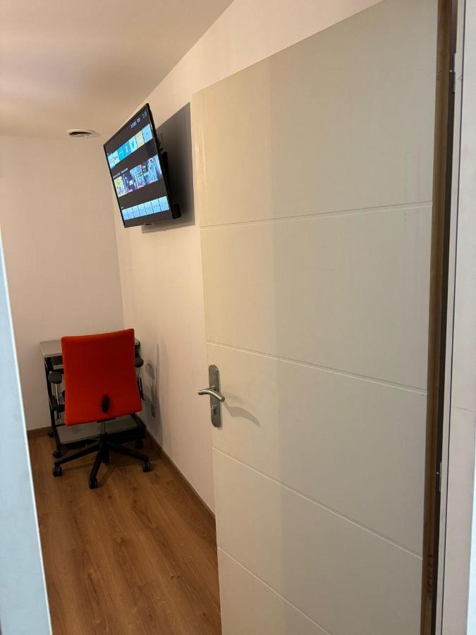 Séjour chez l'habitant Privee/climatisee+tv /petit Dejeuner Inclu/tout Confort
