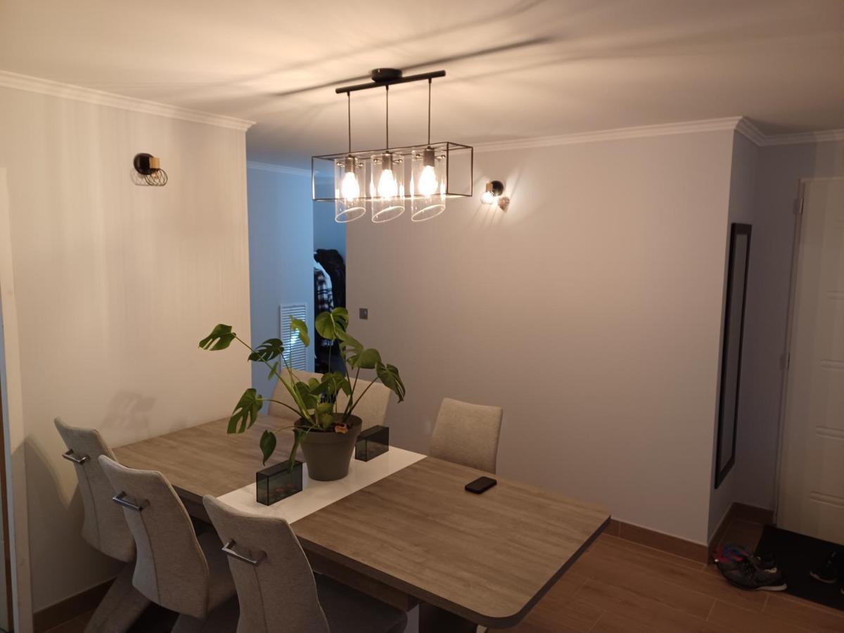 Privee/climatisee+tv /petit Dejeuner Inclu/tout Confort Nevers