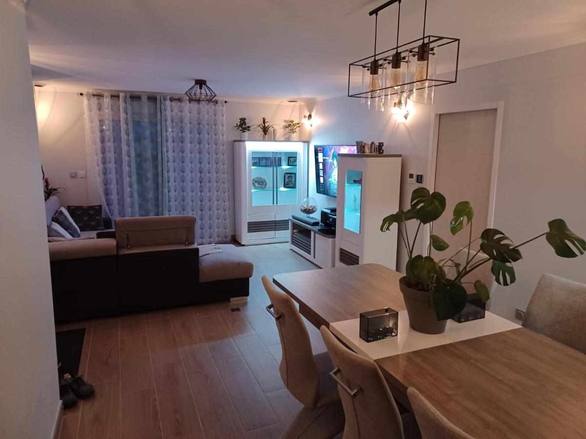 Privee/climatisee+tv /petit Dejeuner Inclu/tout Confort *