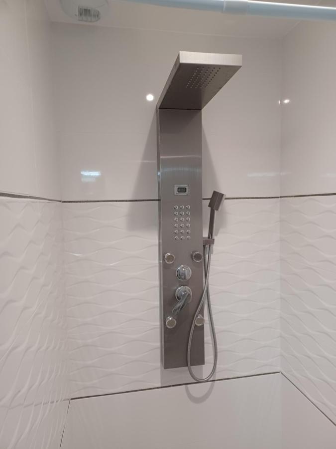 Séjour chez l'habitant Privee/climatisee+tv /petit Dejeuner Inclu/tout Confort Nevers